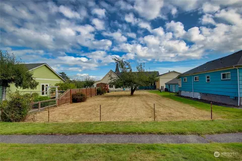 2019 N Ave, Anacortes, WA 98221