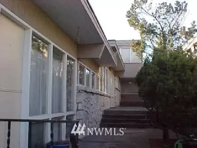 2015 43rd Ave E, Seattle, WA 98112 photo 1