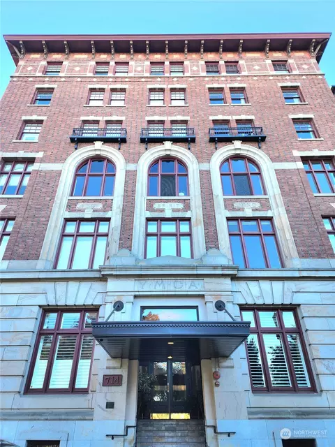 714 Market St #303, Tacoma, WA 98402