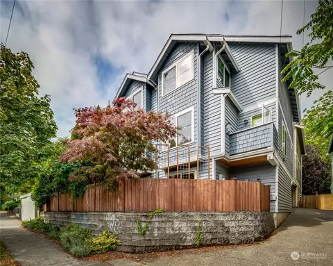 508 N 46th St #B, Seattle, WA 98103