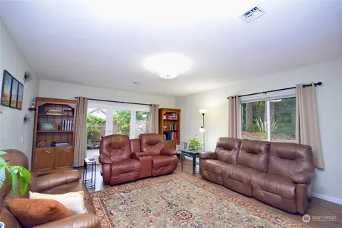 358 Dungeness Mdws, Sequim, WA 98382 photo 22