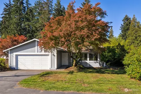 14041 156th Ave SE, Renton, WA 98059