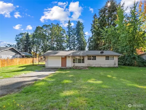 1310 Brookdale Rd E, Tacoma, WA 98445