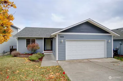 1359 NE Big Berry Loop, Oak Harbor, WA 98277