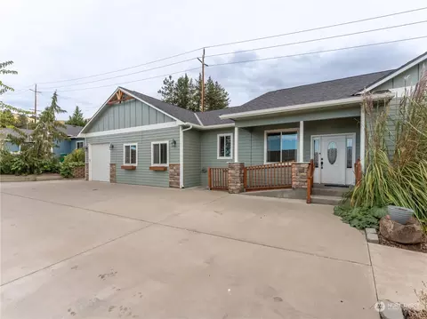 1985 Peach Haven Ct, East Wenatchee, WA 98802