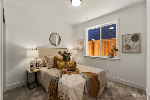 Bedroom - 21707 42nd Ave SE, Bothell, WA 98021 photo 1 of 6