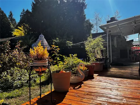 Exterior - 506 SE 1st St, Winlock, WA 98596 photo 1 of 4