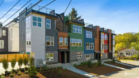 2423 SW Findlay, Seattle, WA 98106