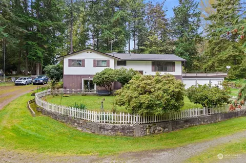 18053 118th Ave SE, Renton, WA 98058