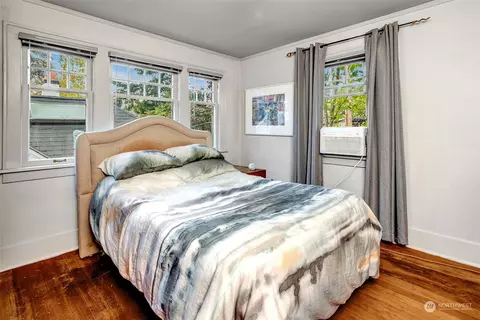 2111 22nd Ave E, Seattle, WA 98112 photo 21