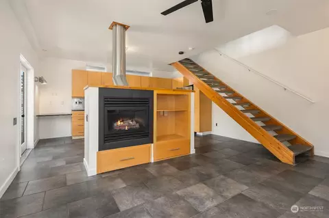 Living - 119 27th Ave E #A, Seattle, WA 98112 photo 4 of 5