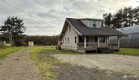 11 Benner Rd, Copalis Beach, WA 98535
