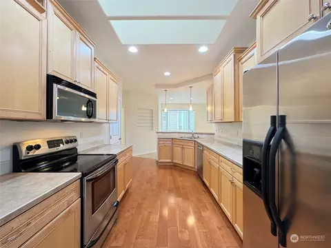Kitchen - 441 Big Leaf Ct, Sequim, WA 98382 photo 4 of 4