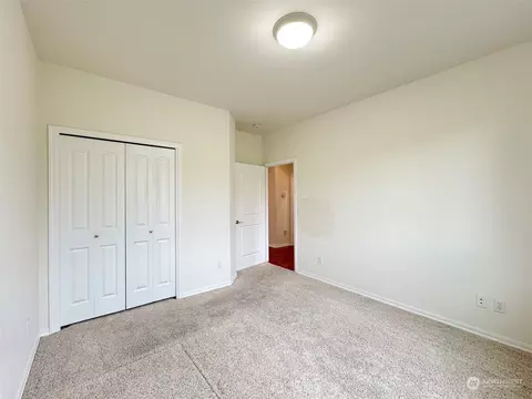 Bedroom - 441 Big Leaf Ct, Sequim, WA 98382 photo 3 of 10