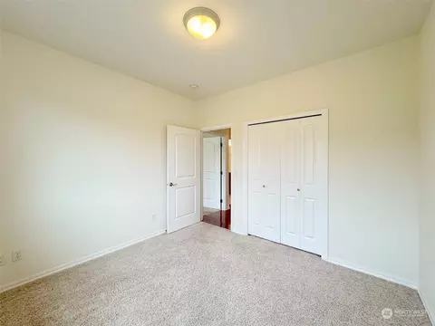 Bedroom - 441 Big Leaf Ct, Sequim, WA 98382 photo 6 of 10