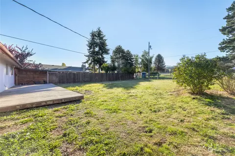 Exterior - 419 W Hemlock St, Sequim, WA 98382 photo 5 of 10