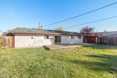 Exterior - 419 W Hemlock St, Sequim, WA 98382 photo 4 of 10