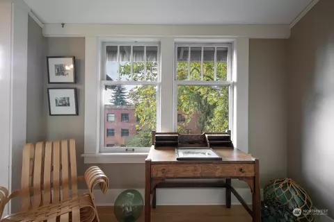 1804 E Republican St #10, Seattle, WA 98112