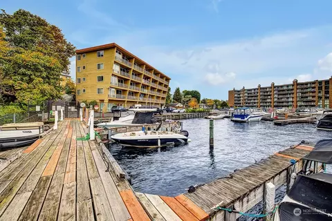 9520 Rainier Ave S #504, Seattle, WA 98118