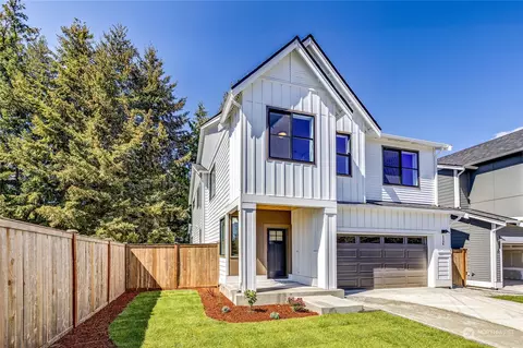 8744 Schoolway Pl NW, Silverdale, WA 98383