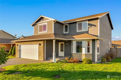 5811 120th Pl NE, Marysville, WA 98271