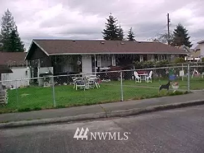 2414 Summit, Everett, WA 98201 photo 1