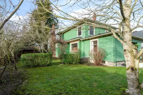 Exterior - 1705 Colby Ave, Everett, WA 98201 photo 8 of 9
