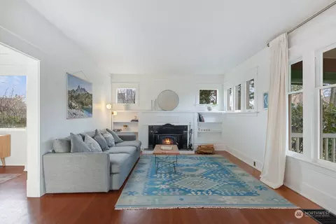 Living - 1705 Colby Ave, Everett, WA 98201 photo 1 of 2