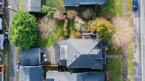View/Area - 1705 Colby Ave, Everett, WA 98201 photo 1 of 5