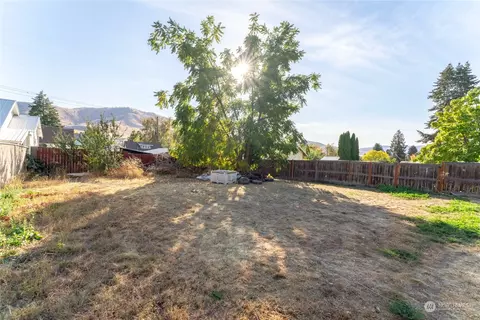 130 E Gibson Ave, Chelan, WA 98816 photo 33