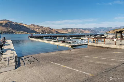 130 E Gibson Ave, Chelan, WA 98816 photo 13