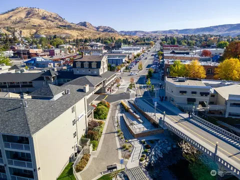 130 E Gibson Ave, Chelan, WA 98816 photo 9