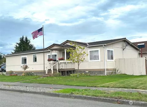 1810 N 32nd Pl, Mount Vernon, WA 98273