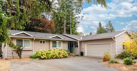 14046 110th Ave NE, Kirkland, WA 98034