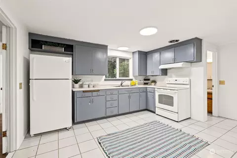8519 Xavier Way, Everett, WA 98208 photo 16