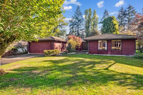 840 Reiten Rd, Kent, WA 98030