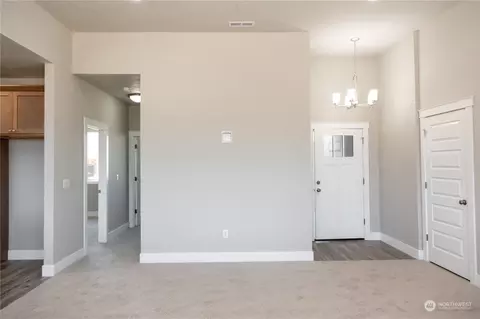 Other - 1107 E Cascade St, Othello, WA 99344 photo 2 of 11