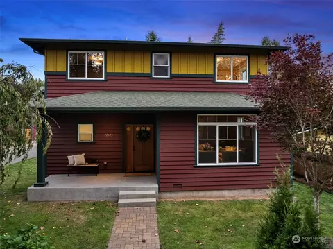 12623 NE 95th St, Kirkland, WA 98033