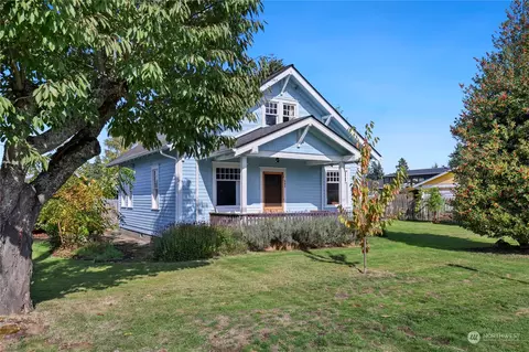 823 9th Ave SW, Puyallup, WA 98371