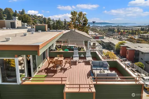 2855 14th Ave W #301, Seattle, WA 98119