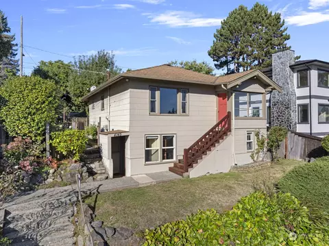 4145 38th Ave SW, Seattle, WA 98126