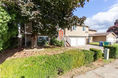 1305 14th St NE, Auburn, WA 98002