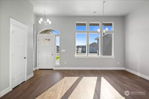 1317 E Cascade St, Othello, WA 99344 photo 17