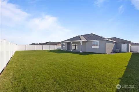 1317 E Cascade St, Othello, WA 99344 photo 28