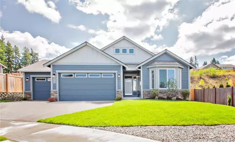 9814 Brooklyn Ln SE, Lacey, WA 98513