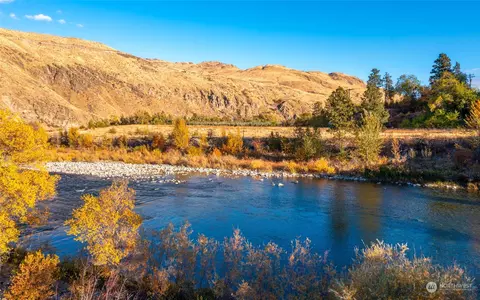 0 Highway 153, Pateros, WA 98846