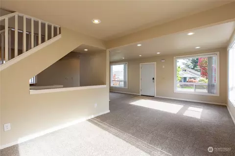 4326 Terrace Dr, Everett, WA 98203 photo 10
