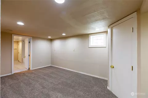 4326 Terrace Dr, Everett, WA 98203 photo 26