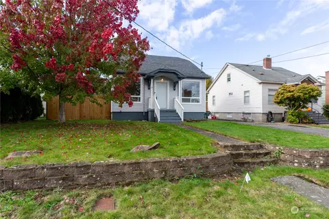 4326 Terrace Dr, Everett, WA 98203