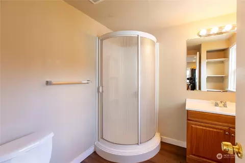 4326 Terrace Dr, Everett, WA 98203 photo 17